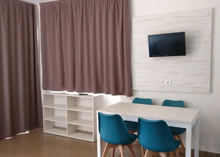 Aparthotel Mariposas 4*